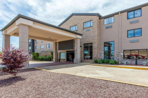 Гостиница Comfort Inn & Suites  Мак-Комб